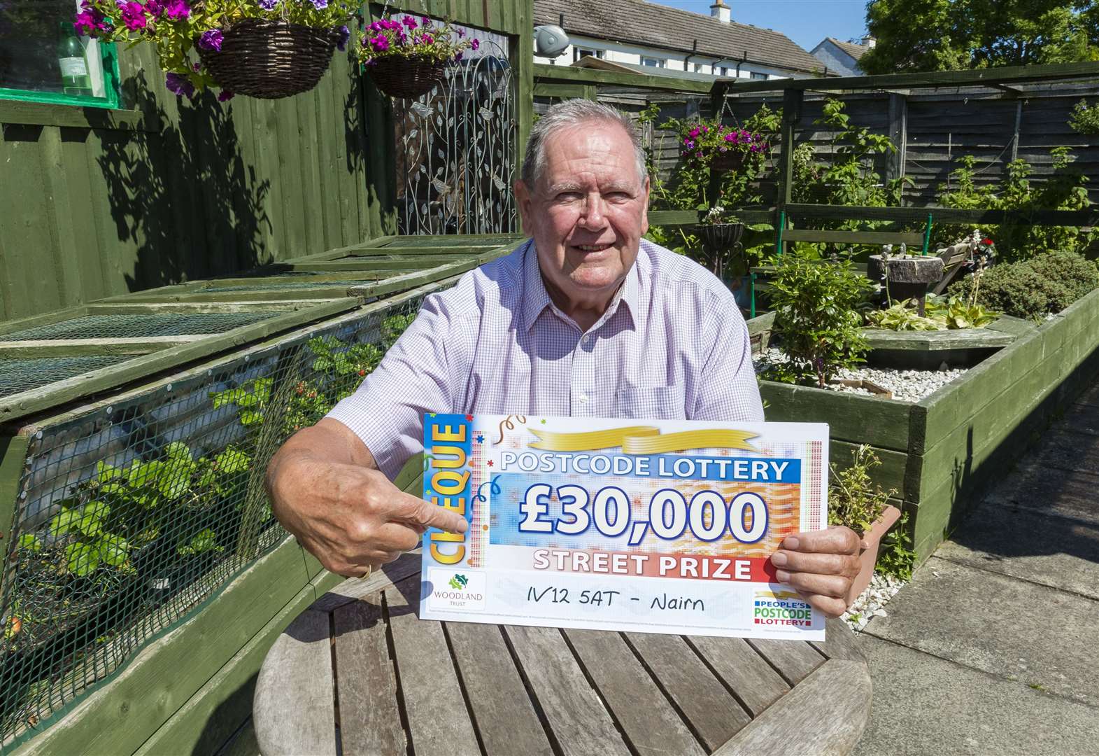 Nairn neighbours net £150k lottery win – Inverness Courier