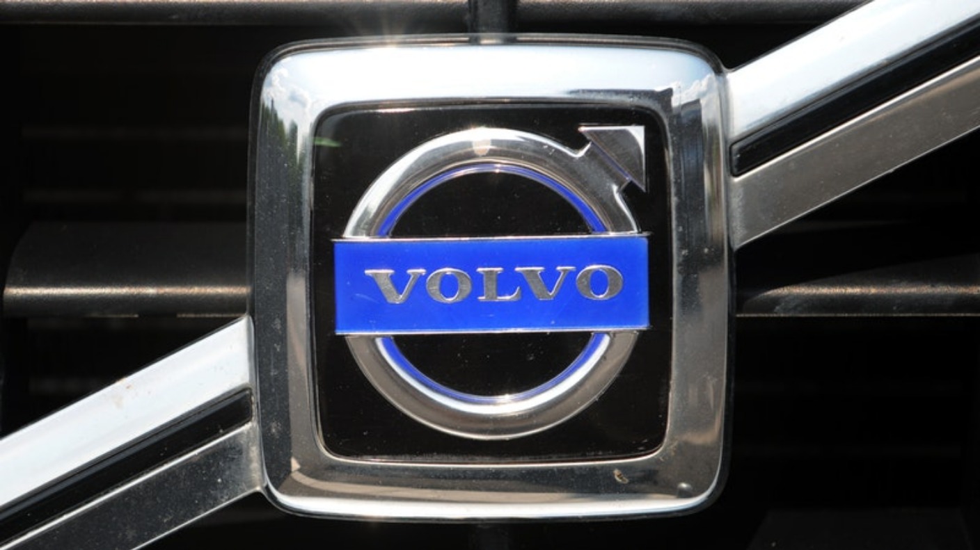 Volvo recalling 70000 cars in UK over fire risk – ITV News