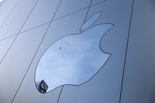 Apple’s services revenue grows 13% year-over-year