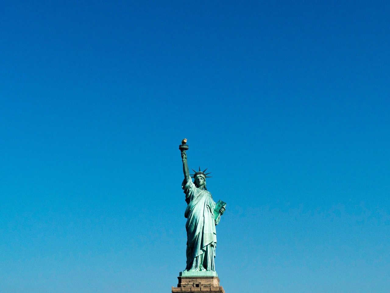 The Poem on the Statue of Liberty Tops This Week’s Internet News Roundup