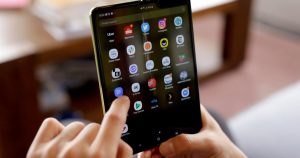 Samsung’s next foldable phone reportedly tucks into a square