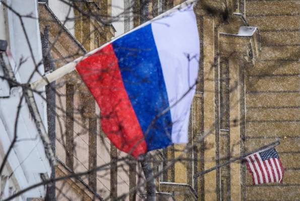 Apple and Google Maps accommodate Russia’s annexation of Crimea