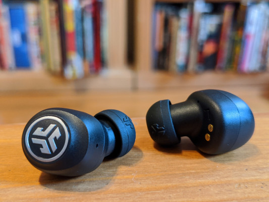 Can a $30 pair of wireless earbuds actually be any good?