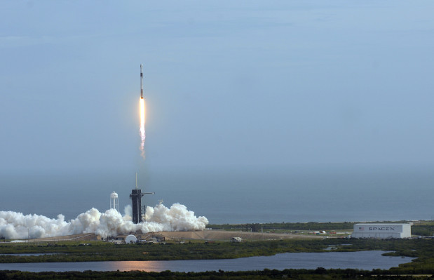 Max Q: SpaceX succeeds with a spectacular Crew Dragon test launch