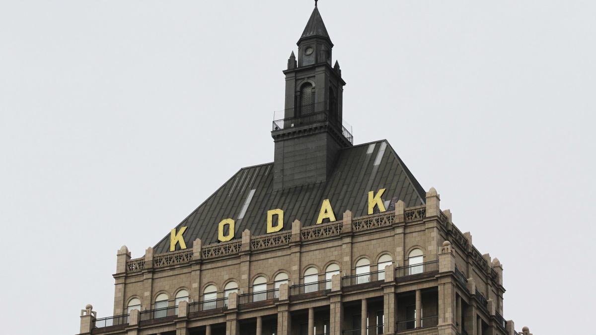 People and Tech Kodak Gave Its CEO Stock Alternate choices, Then Recordsdata Broke of a Million-Buck Federal Deal and Costs Soared – Gizmodo