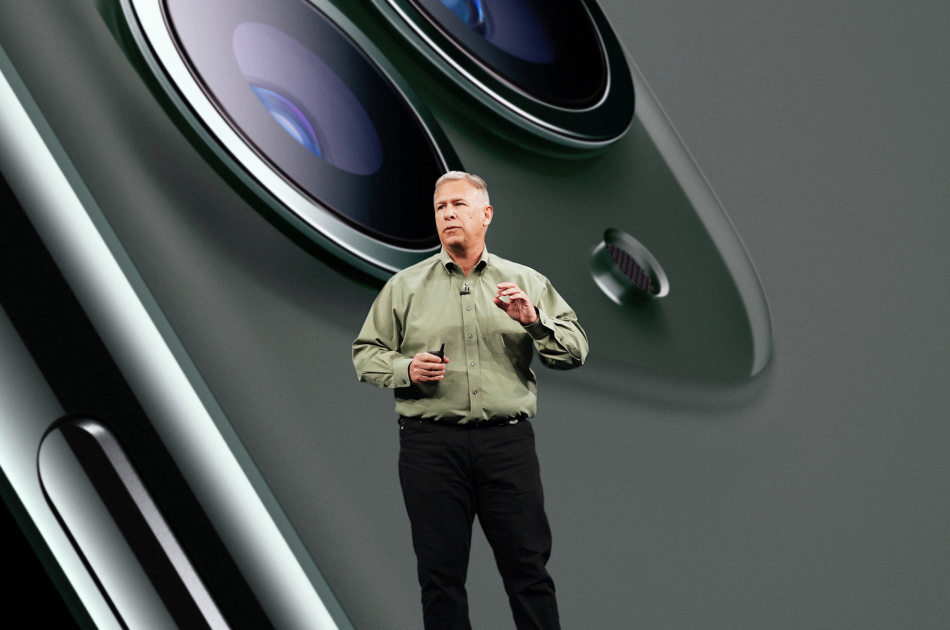 Phil Schiller is ending his long reign as Apple’s marketing chief