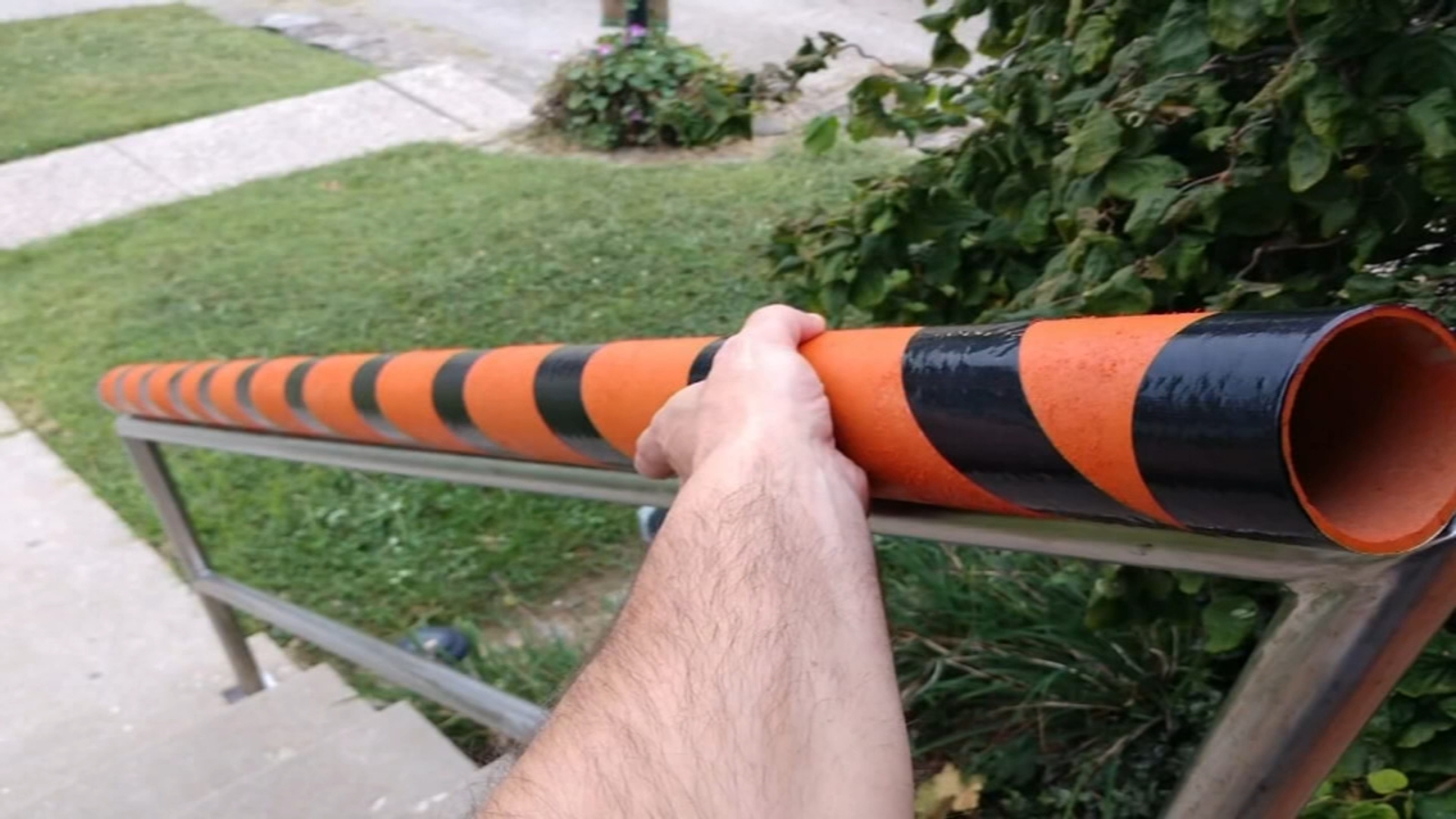 People and Tech Ohio dad creates “candy chute” to withhold trick-or-treaters steady in center of COVID-19 – KABC-TV